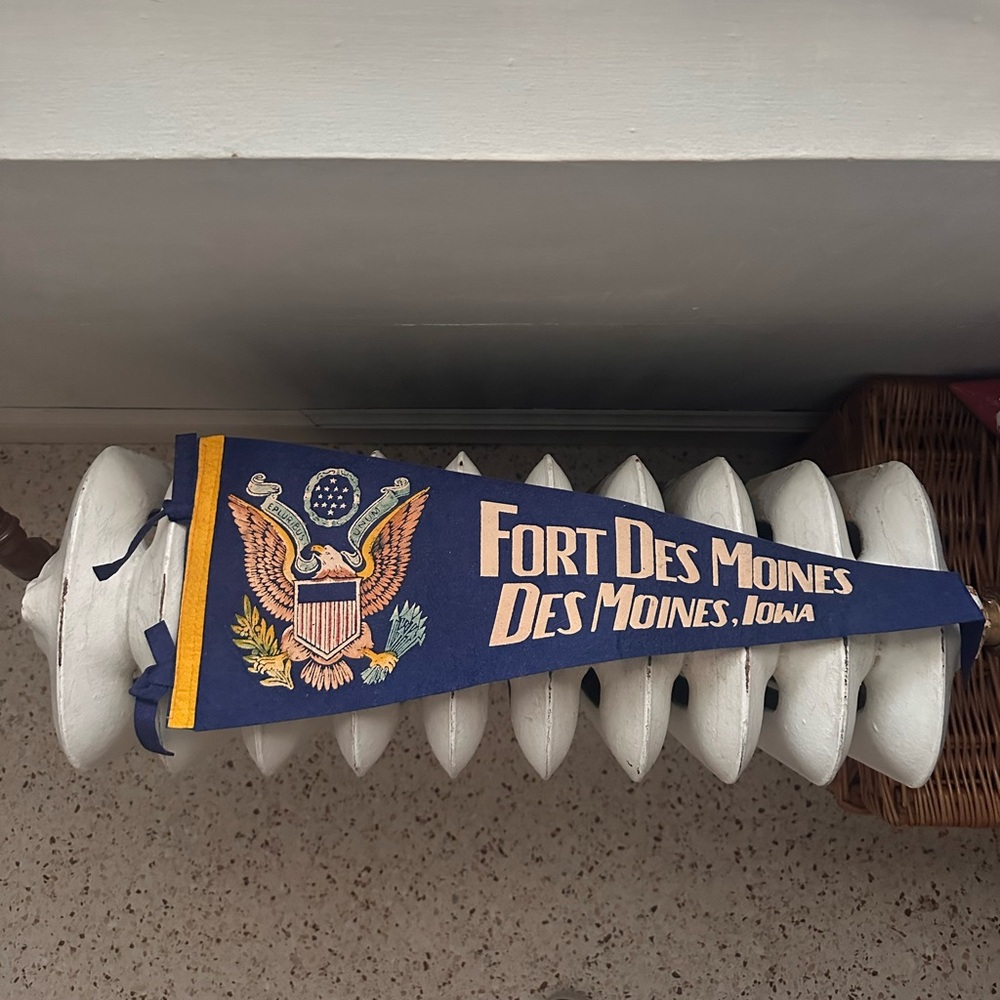 Fort Des Moines Iowa Pennant
